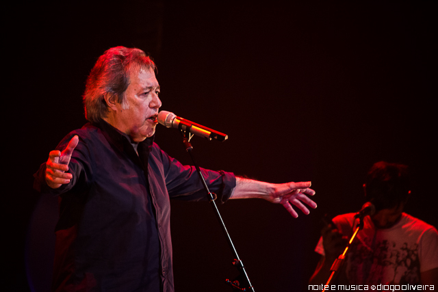 Sérgio Godinho leva liberdade a palco