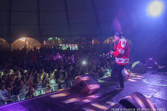 Agir e DJ Vibe ao vivo no Caparica Primavera Surf Fest [fotogaleria]