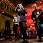 GNR surpreenderam fãs com concerto surpresa na baixa do Porto [fotogaleria]