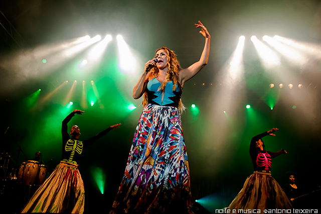 Daniela Mercury ao vivo no Pacha Ofir [fotos + texto]