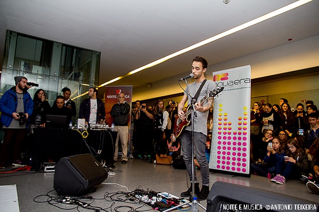 Diogo Piçarra ao vivo na Nova Era Música a Metro [fotogaleria]