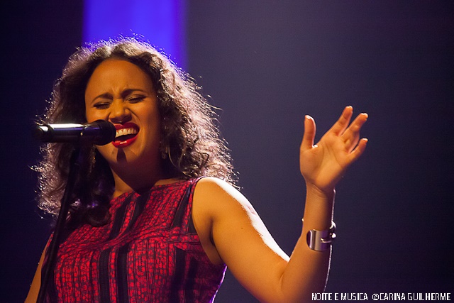 Misty Fest: Mayra Andrade no Coliseu do Porto [fotos + texto]