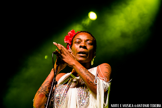 Buika ao vivo no Coliseu do Porto [fotos + texto]