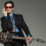 Steve Vai regressa a Portugal em julho