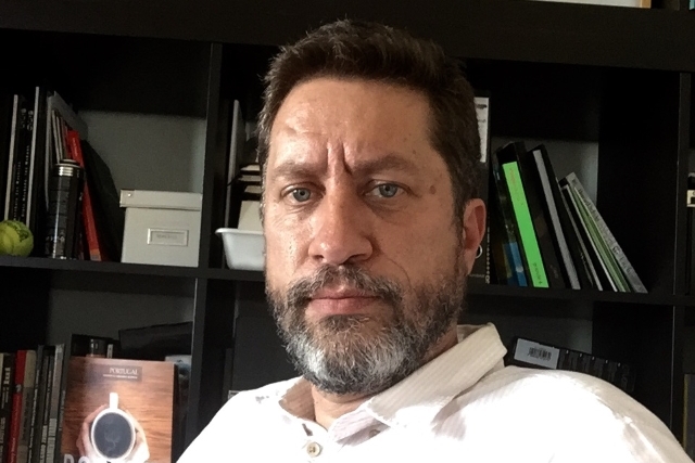 Miguel Corte Real em entrevista: "Venham ao POEIRAS porque é imperdível" Miguel Corte Real em entrevista: "Venham ao POEIRAS porque é imperdível"