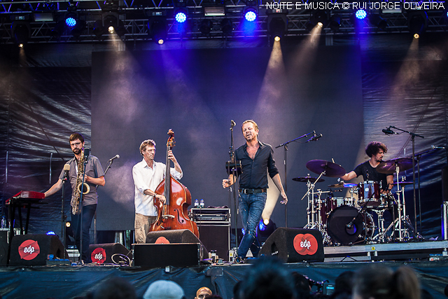 TaxiWars no Super Bock Super Rock: Tom Barman mostra a sua outra faceta TaxiWars no Super Bock Super Rock: Tom Barman mostra a sua outra faceta