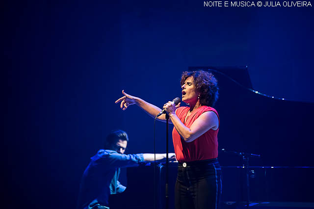 Cristina Branco ao vivo na Casa da Música: Um concerto contado em histórias [fotos + texto]