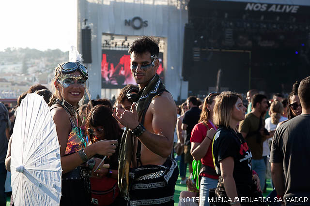 NOS Alive além da música. 30 fotos ambiente do festival de Algés