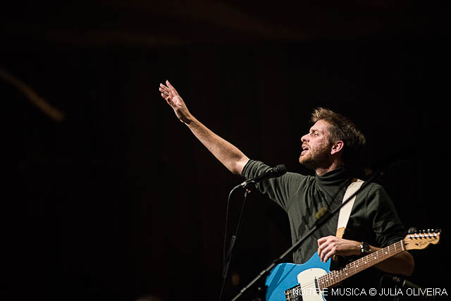 Tiago Nacarato cantou o Brasil e a Casa da Música aplaudiu [fotos + texto]