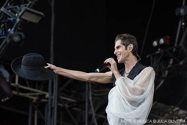 Perry Farrell no NOS Alive: Hard Rock de L.A. para entreter meia dúzia 