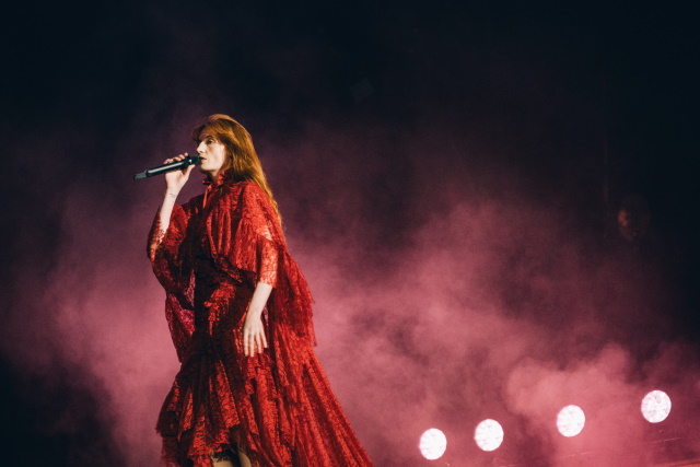 NOS Alive'22 - Dia 2 (07/07): existem noites perfeitas e depois existem noites com Florence + The Machine