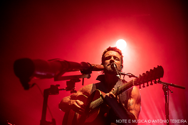 Xavier Rudd no Hard Club: "O que diz o teu coração?" [fotos + texto]