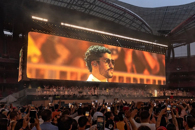 Bad Bunny no Estádio da Luz: num verão antecipado, Lisboa entregou-se ao perreo Bad Bunny no Estádio da Luz: num verão antecipado, Lisboa entregou-se ao perreo