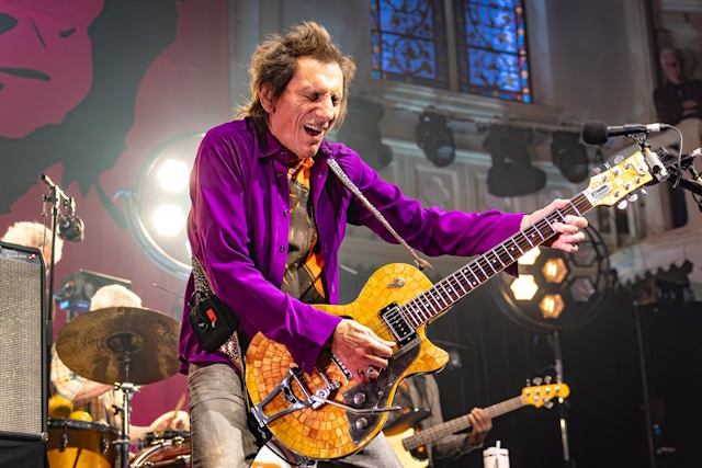 Ronnie Wood no Coliseu de Lisboa: Seis décadas de rock sem precisar de olhar para o retrovisor Ronnie Wood no Coliseu de Lisboa: Seis décadas de rock sem precisar de olhar para o retrovisor